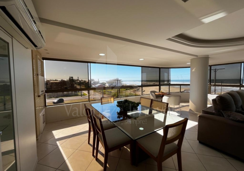 Apartamento 3 Dormitórios