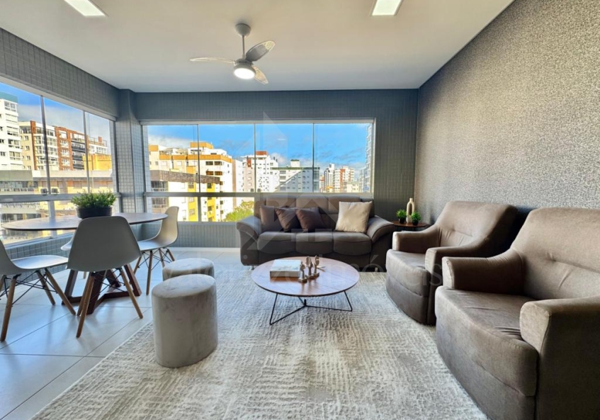 Apartamento 3 Dormitórios