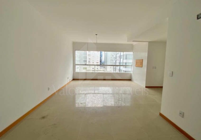 Apartamento 3 Dormitórios