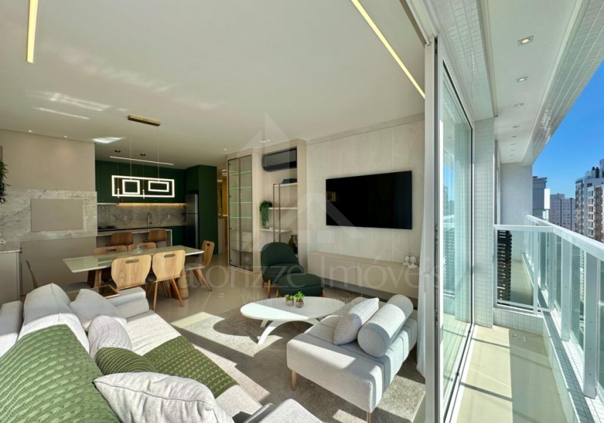 Apartamento 3 Dormitórios