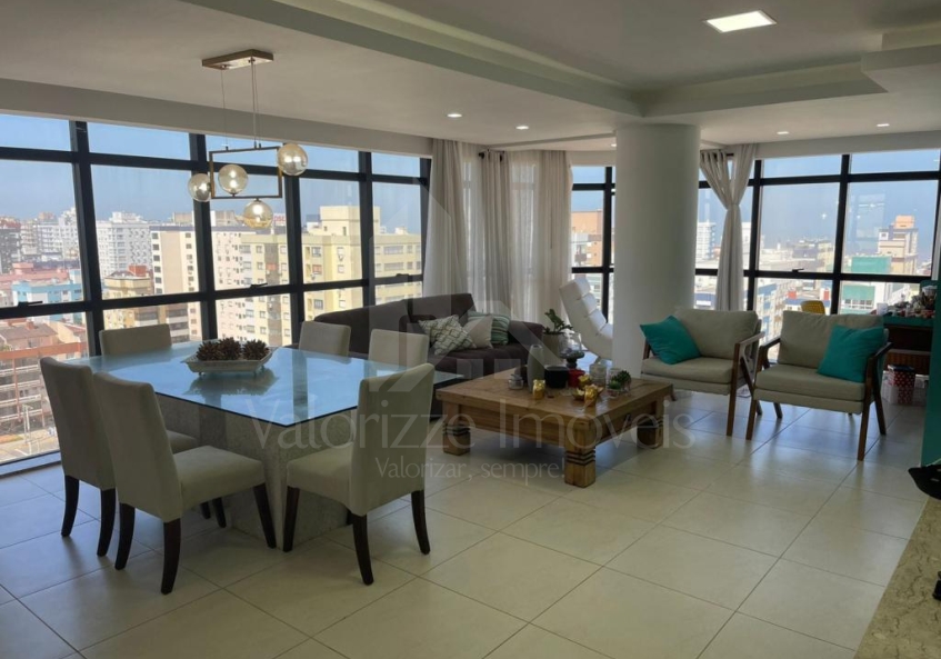 Apartamento 3 Dormitórios