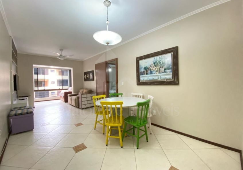 Apartamento 3 Dormitórios