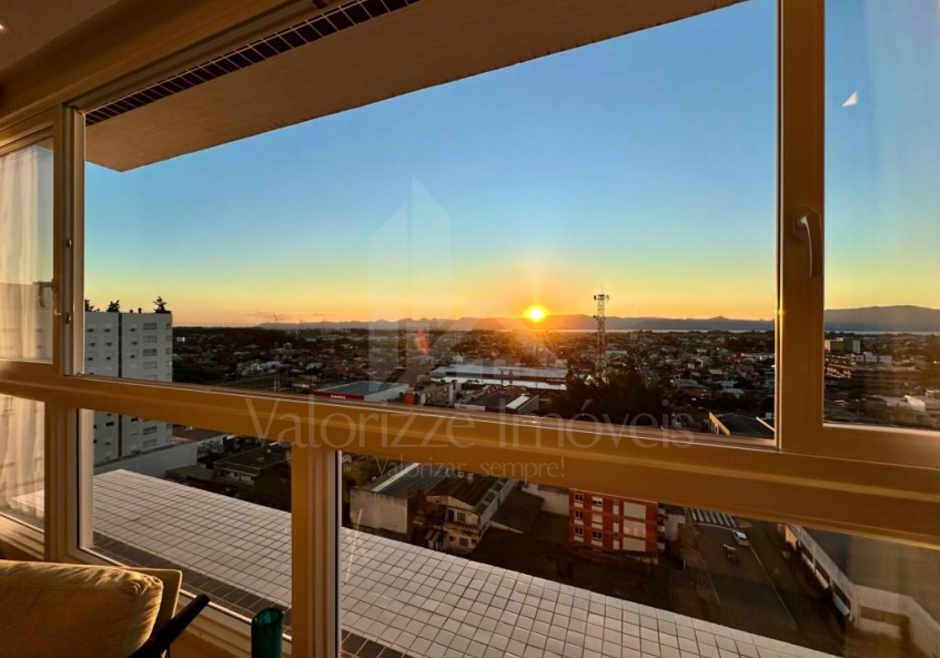 Apartamento 3 Dormitórios