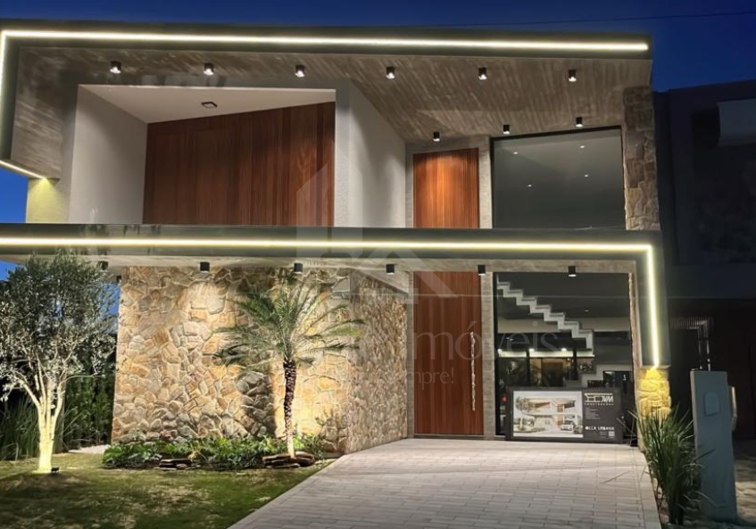 Casa em Condominio 4 dormitorios