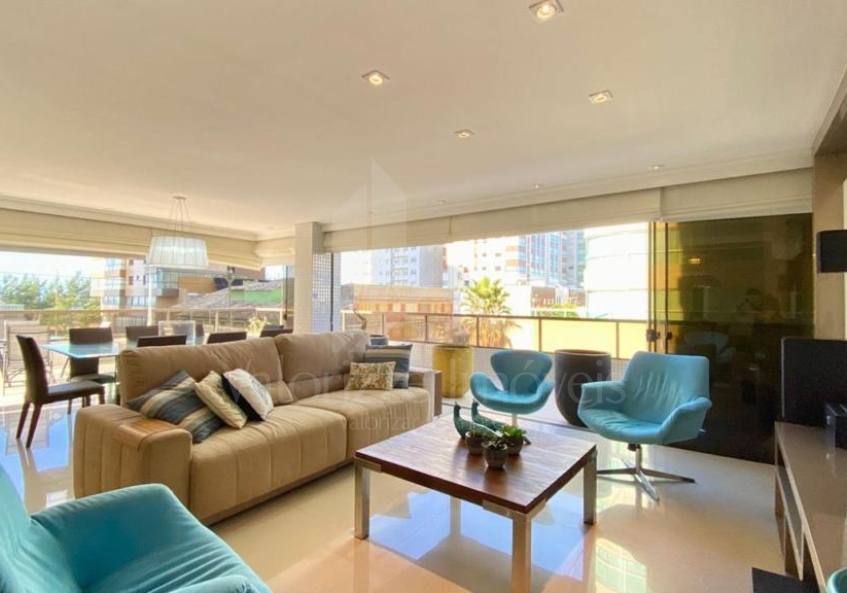 Apartamento 3 Dormitórios