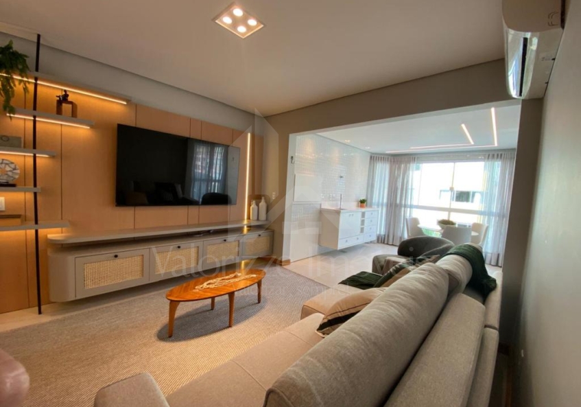 Apartamento 3 Dormitórios