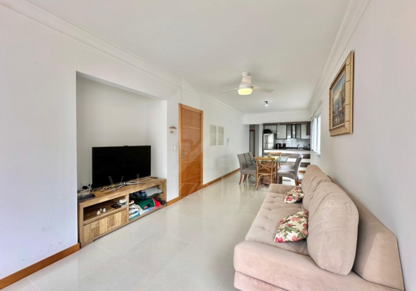Apartamento 4 Dormitórios
