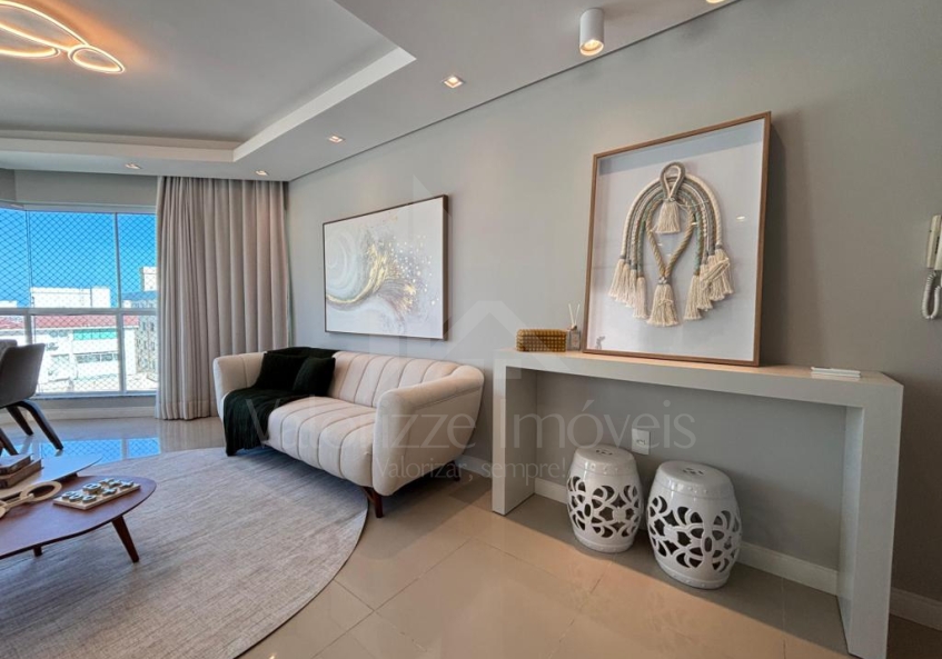 Apartamento 3 Dormitórios