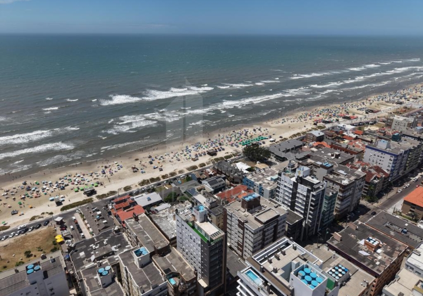 Apartamento 3 Dormitórios
