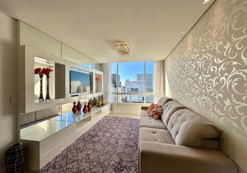 Apartamento 3 Dormitórios
