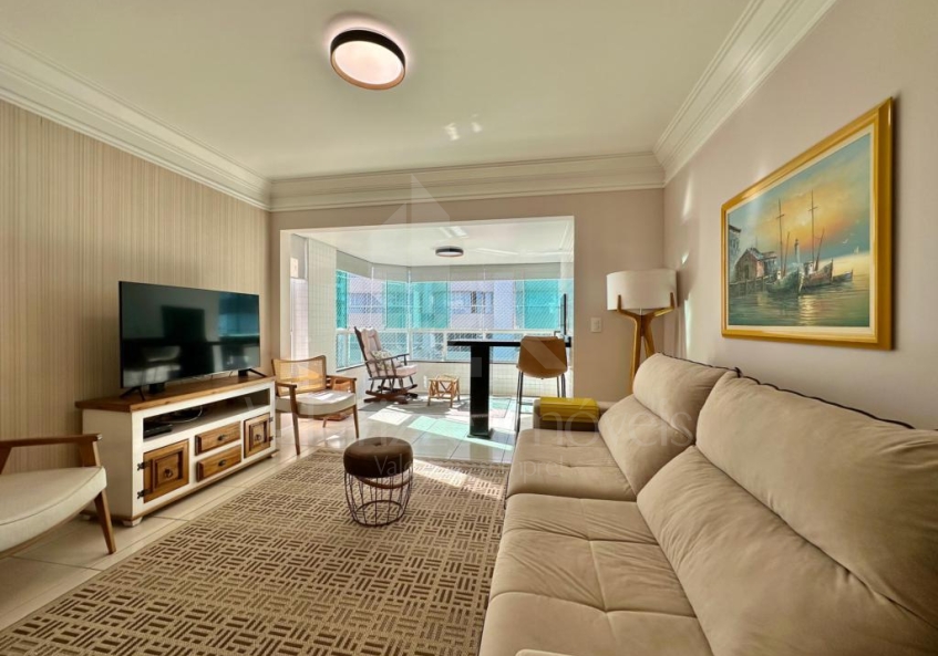 Apartamento 3 Dormitórios