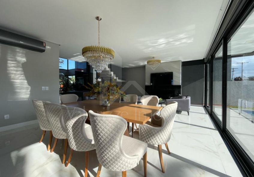 Casa em Condominio 5 dormitorios