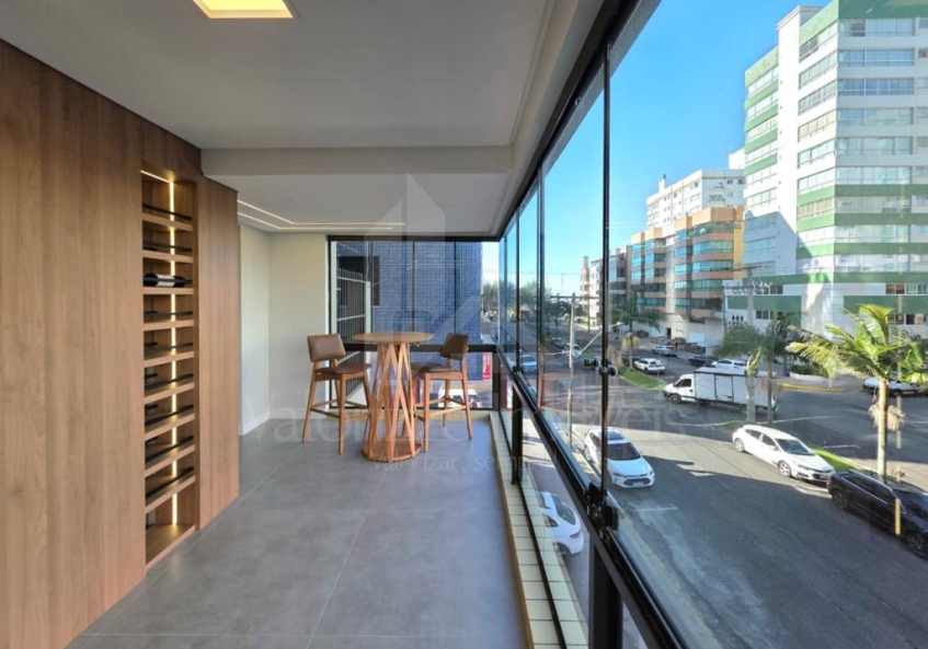 Apartamento 3 Dormitórios