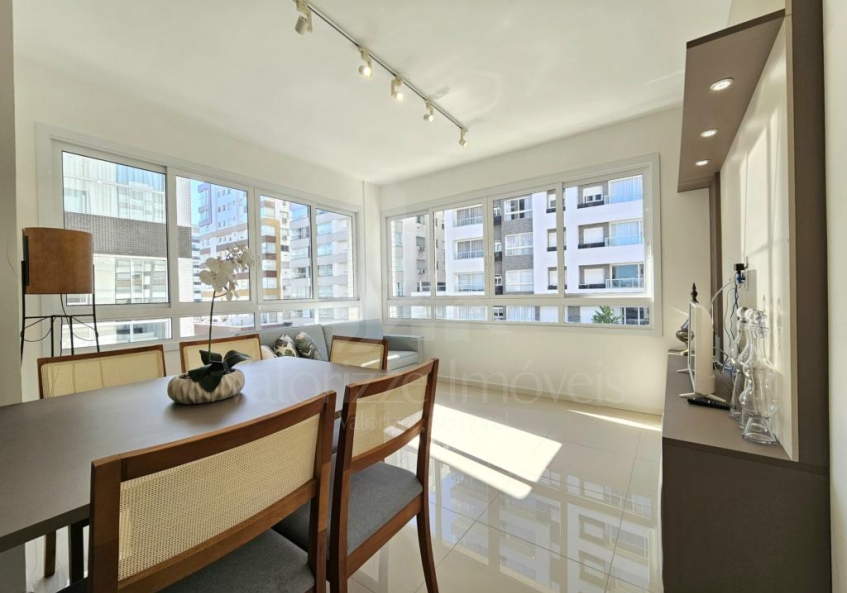 Apartamento 2 Dormitórios