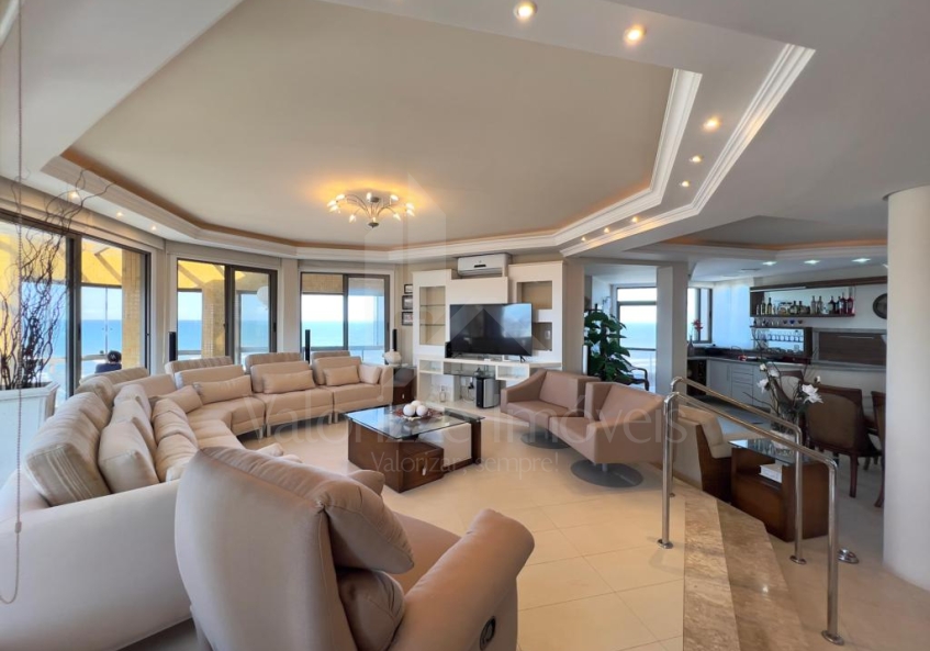 Apartamento 4 Dormitórios