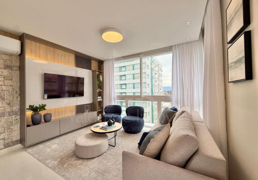 Apartamento 3 Dormitórios
