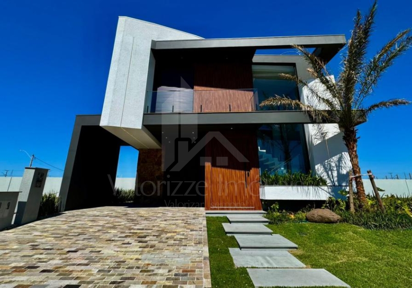 Casa em Condominio 4 dormitorios