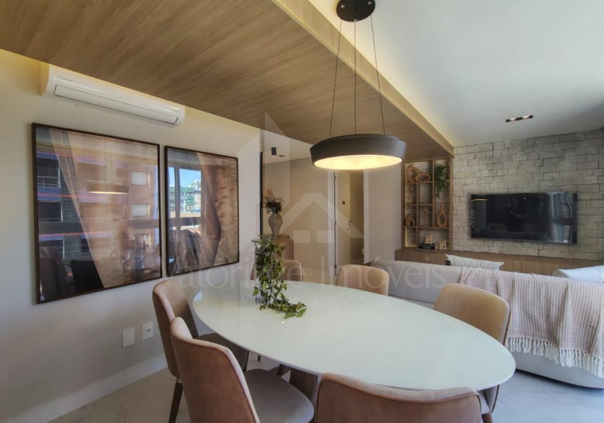 Apartamento 3 Dormitórios
