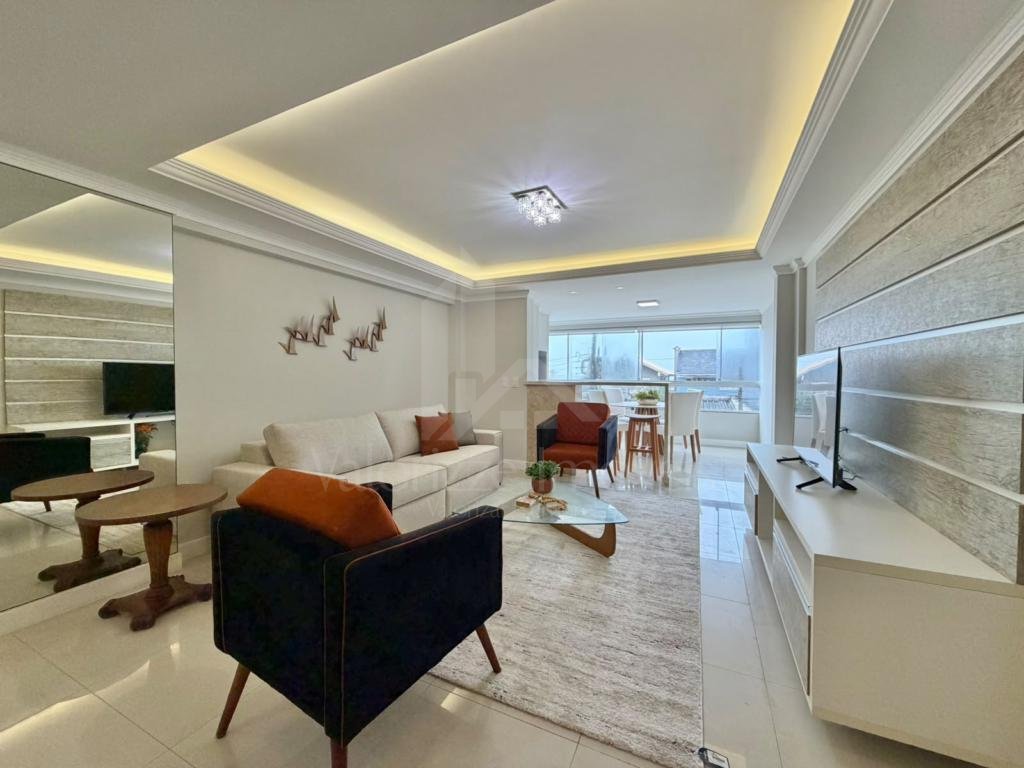 Apartamento 4 Dormitórios