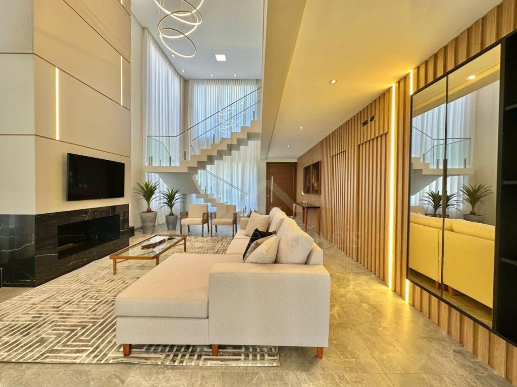 Casa em Condominio 5 dormitorios