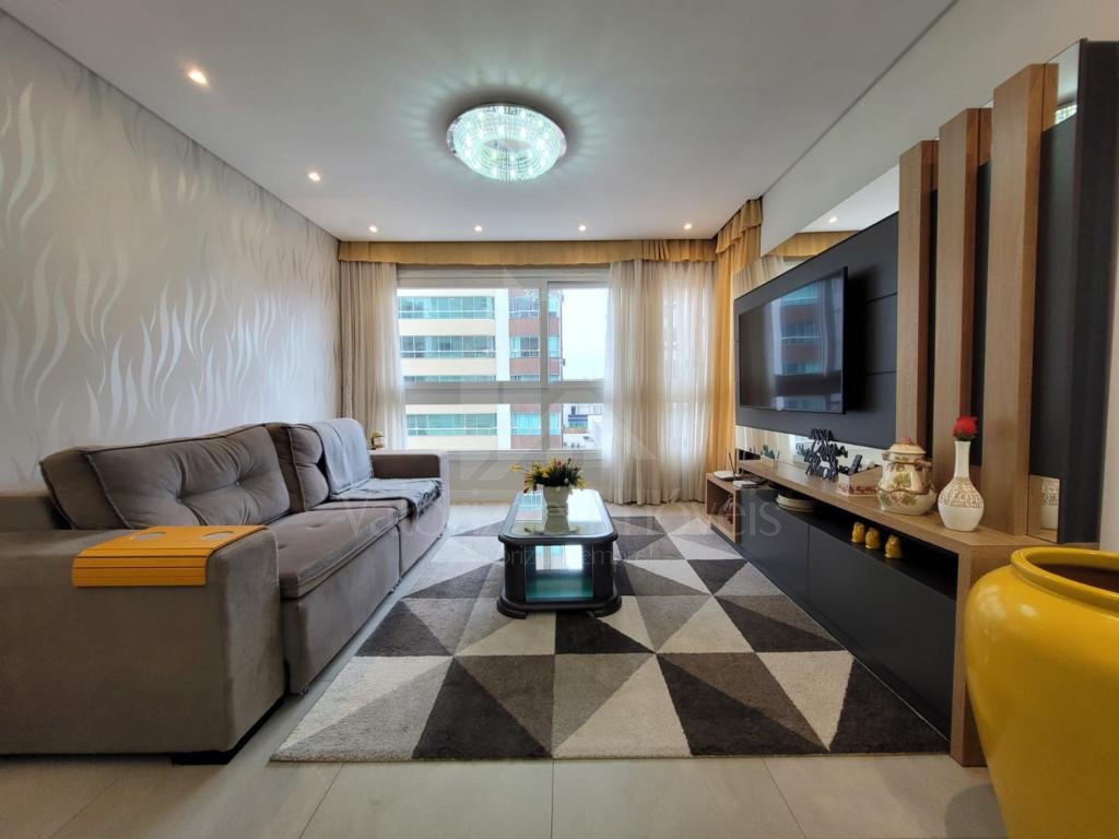 Apartamento 3 Dormitórios