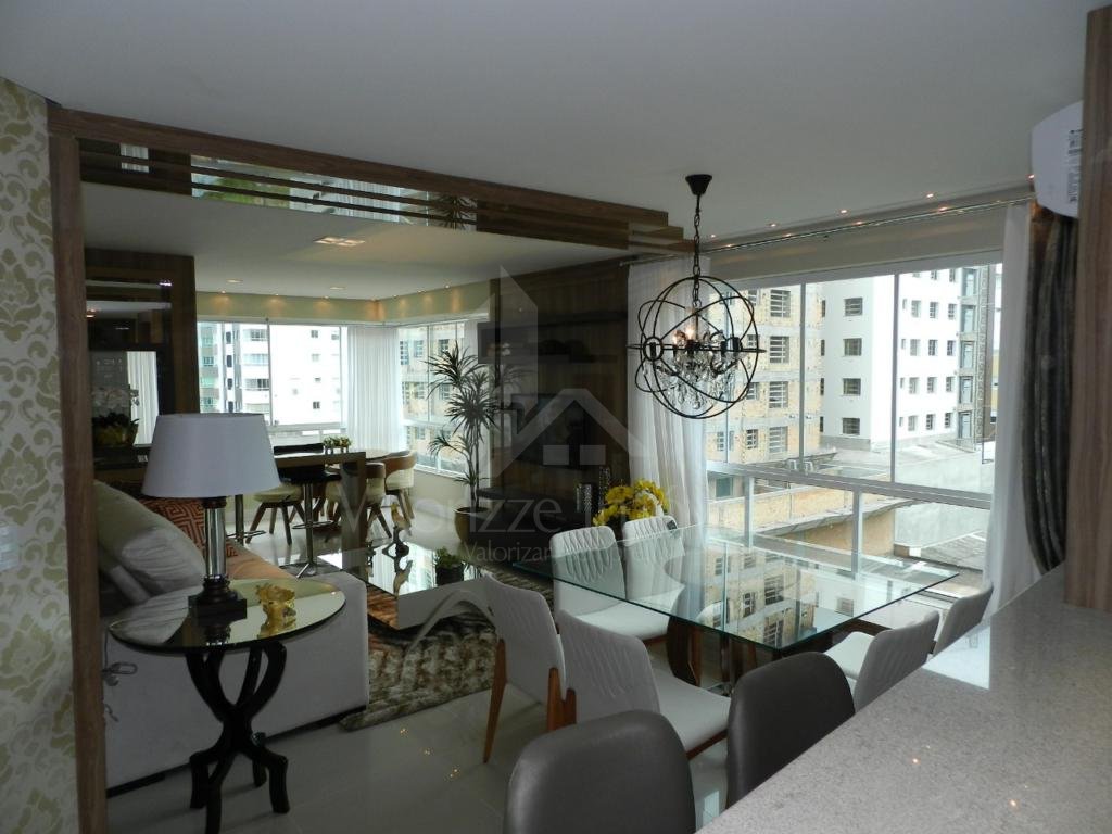 Apartamento 3 Dormitórios