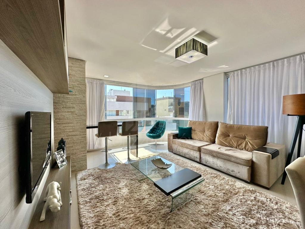 Apartamento 3 Dormitórios