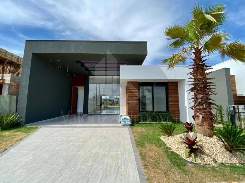 Casa em Condominio 4 dormitorios