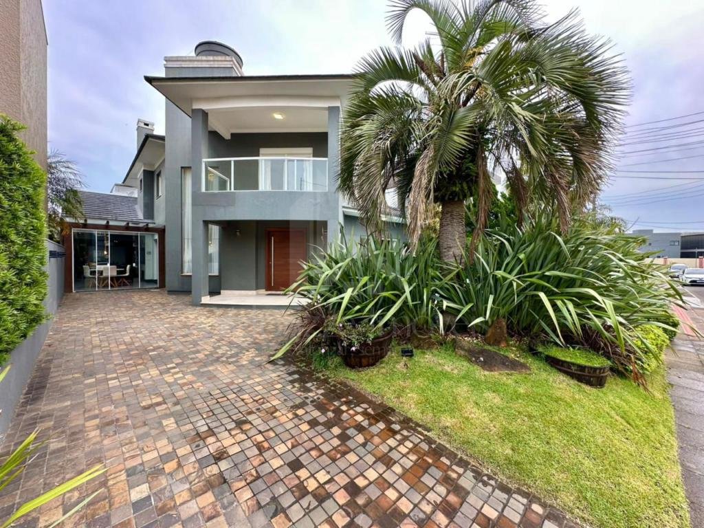 Casa em Condominio 4 dormitorios