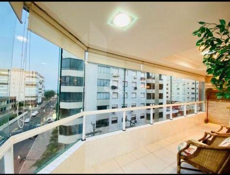 Apartamento 4 Dormitórios