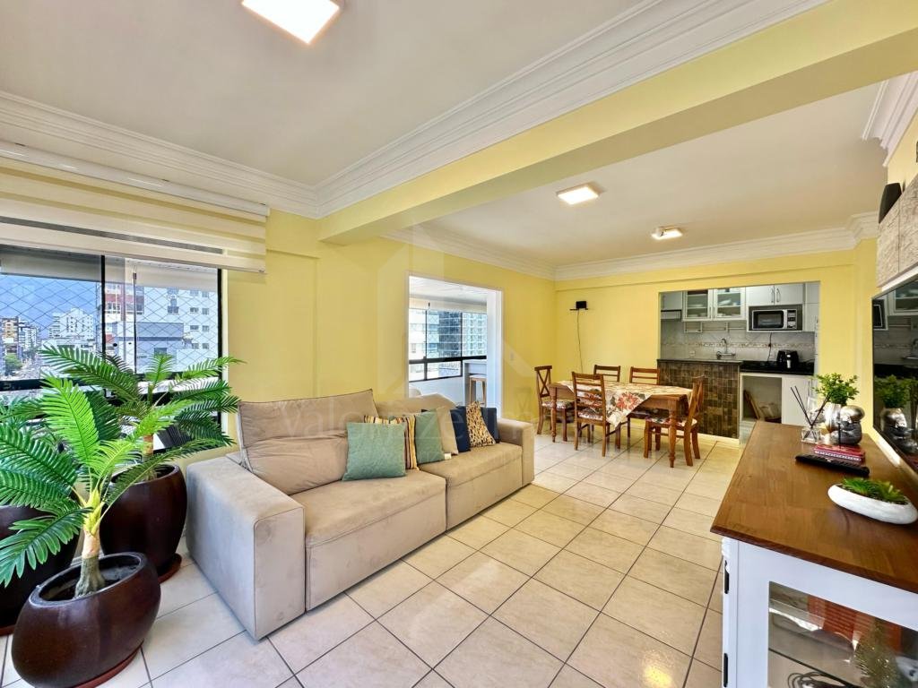 Apartamento 3 Dormitórios