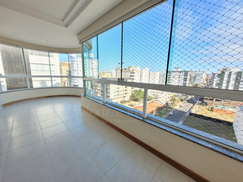 Apartamento 3 Dormitórios