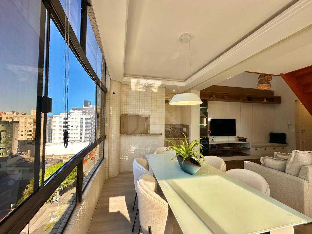 Cobertura 4 Dormitórios