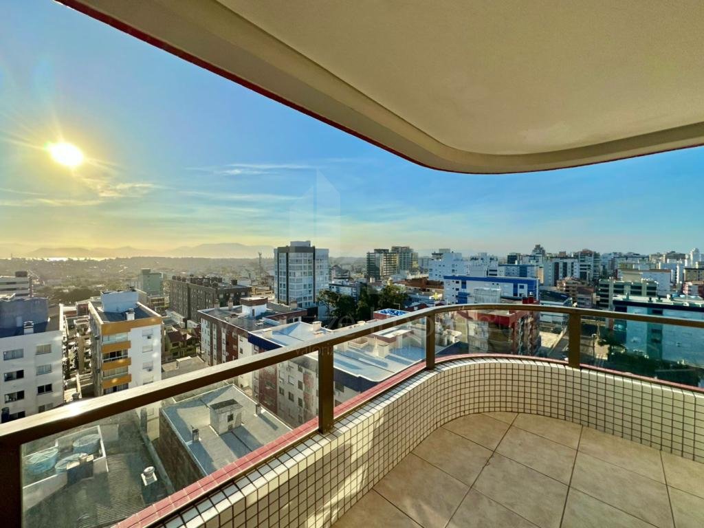 Apartamento 3 Dormitórios