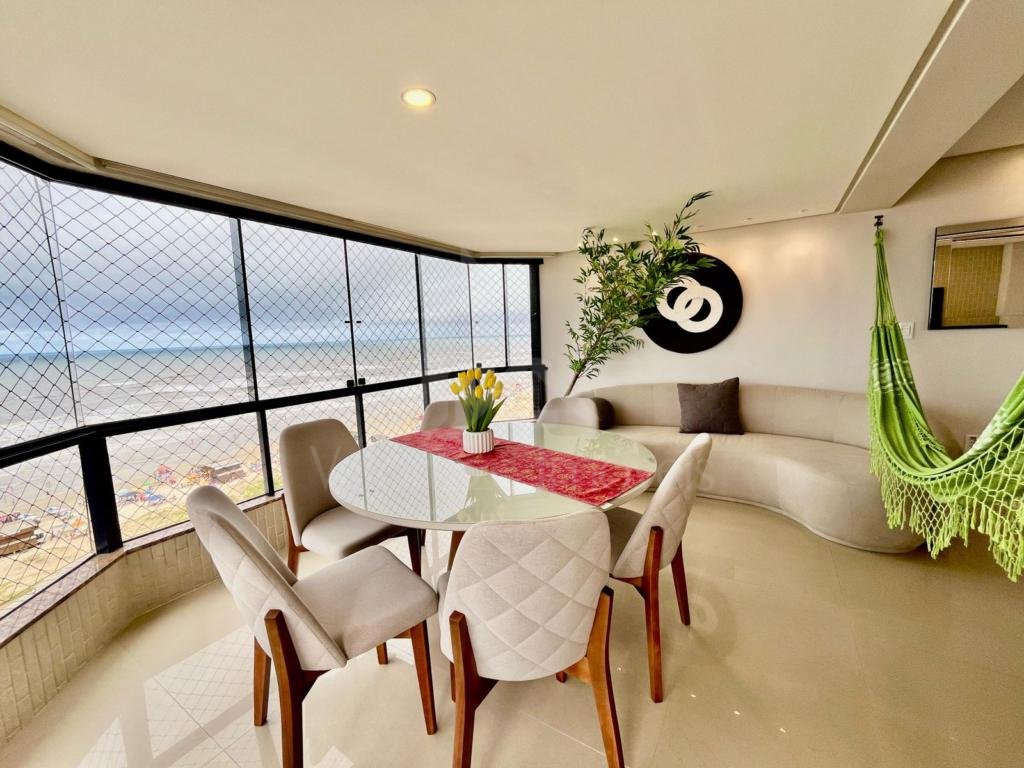 Cobertura 4 Dormitórios