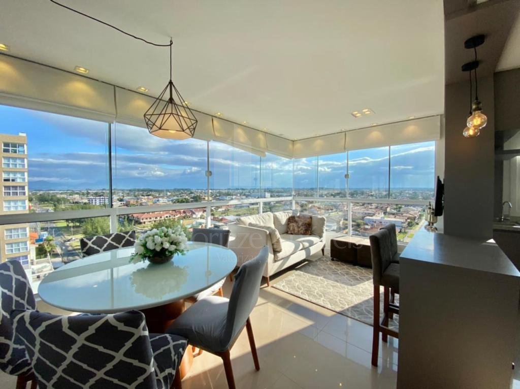 Apartamento 3 Dormitórios