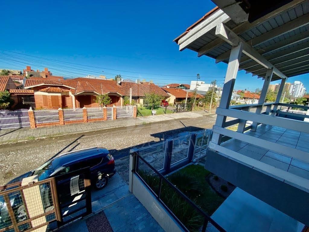 Sobrado 3 Dormitórios