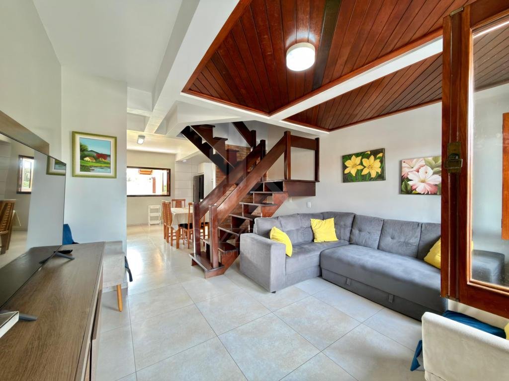 Sobrado 3 Dormitórios