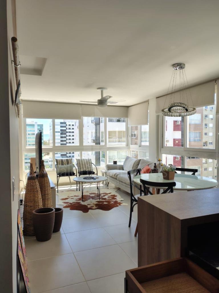 Apartamento 3 Dormitórios
