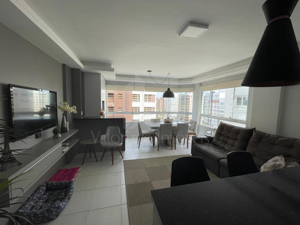 Apartamento 3 Dormitórios