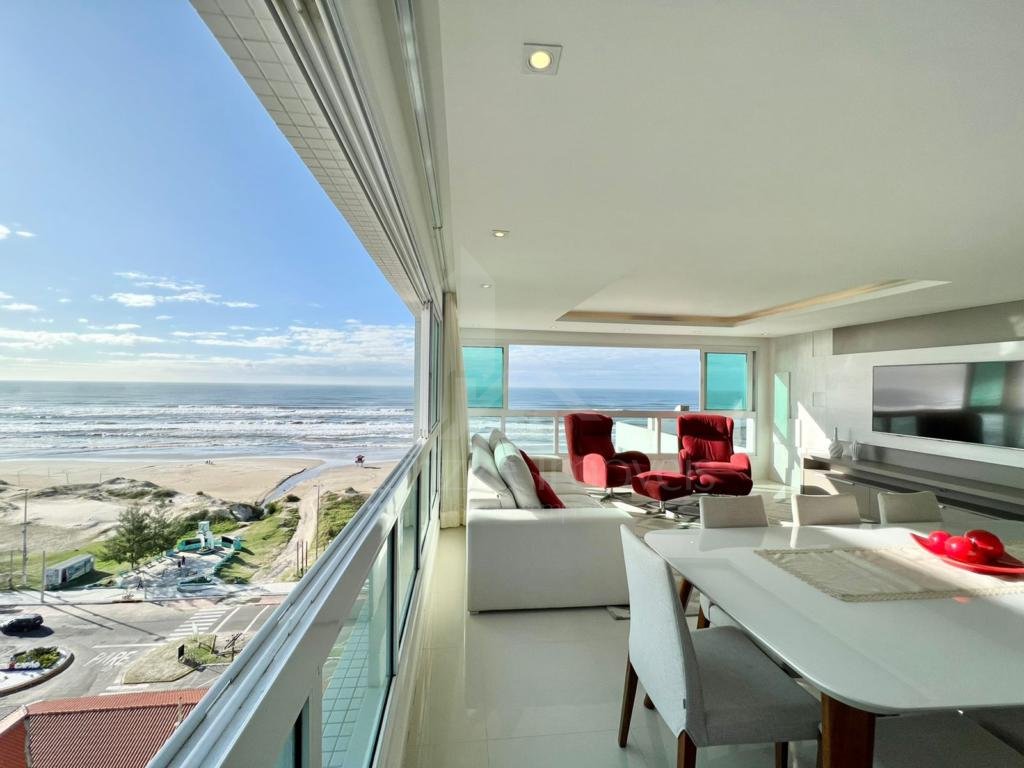 Apartamento 4 Dormitórios