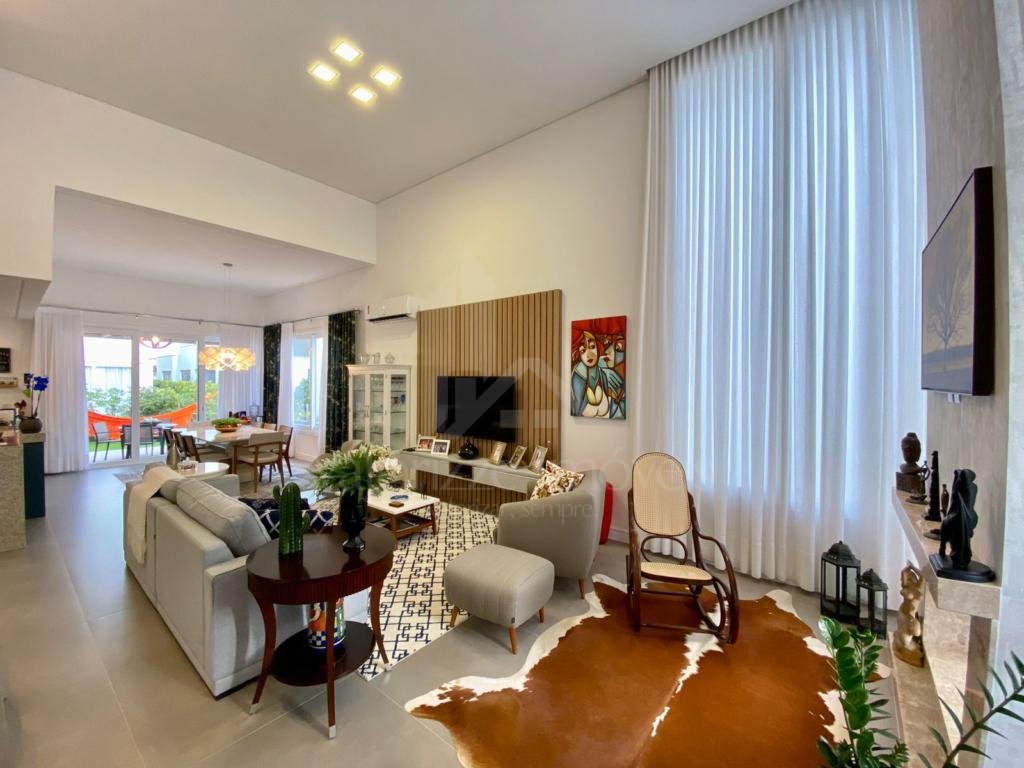 Casa em Condominio 3 dormitorios