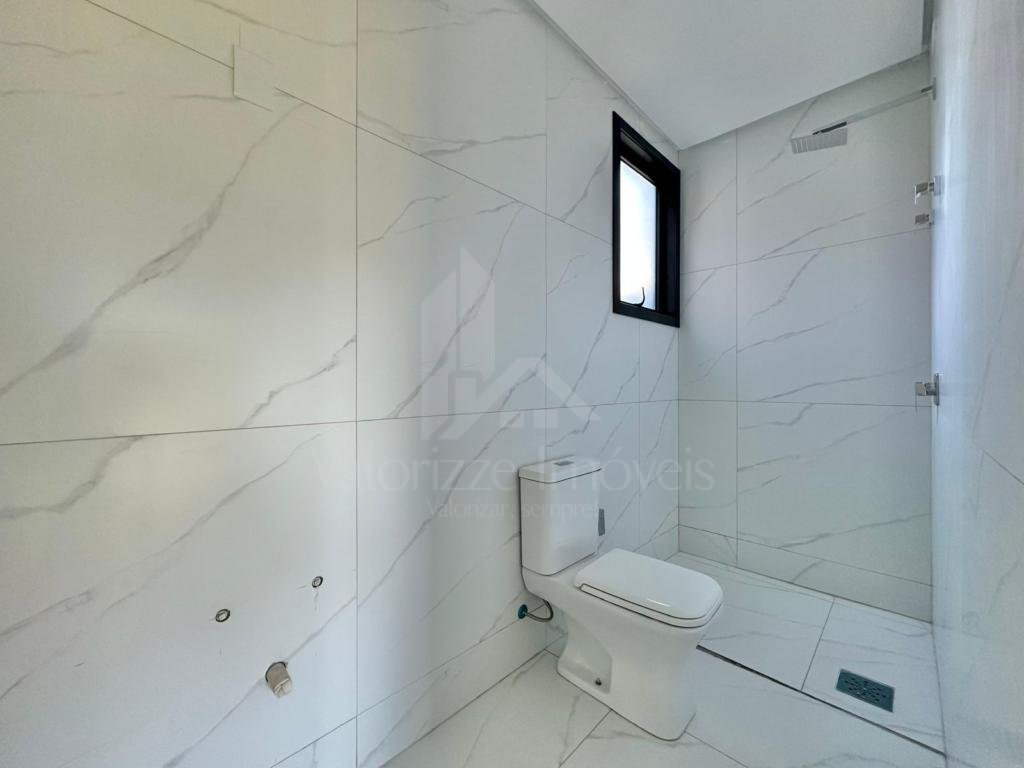 Casa em Condominio 4 dormitorios