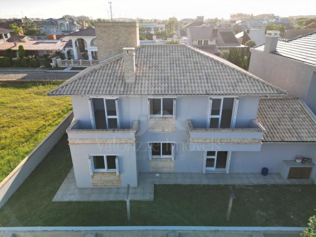 Sobrado 5 Dormitórios