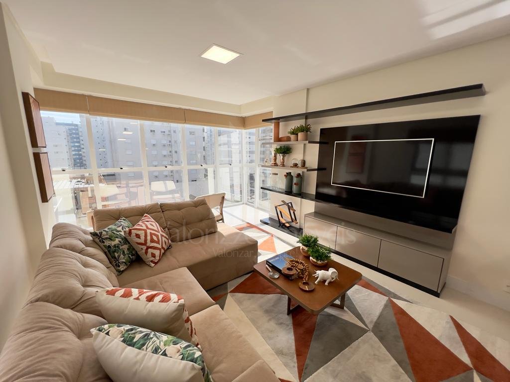 Apartamento 3 Dormitórios