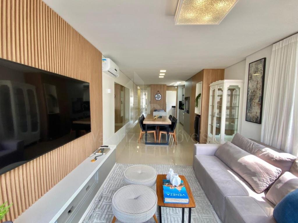 Apartamento 3 Dormitórios