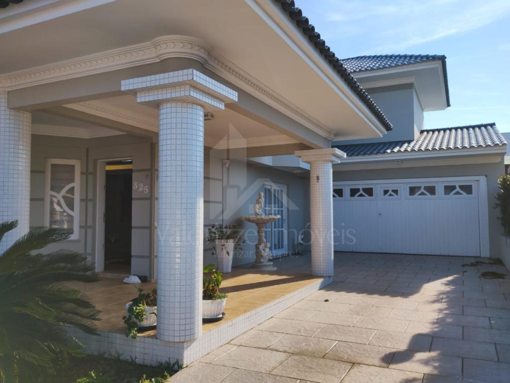 Sobrado 3 Dormitórios