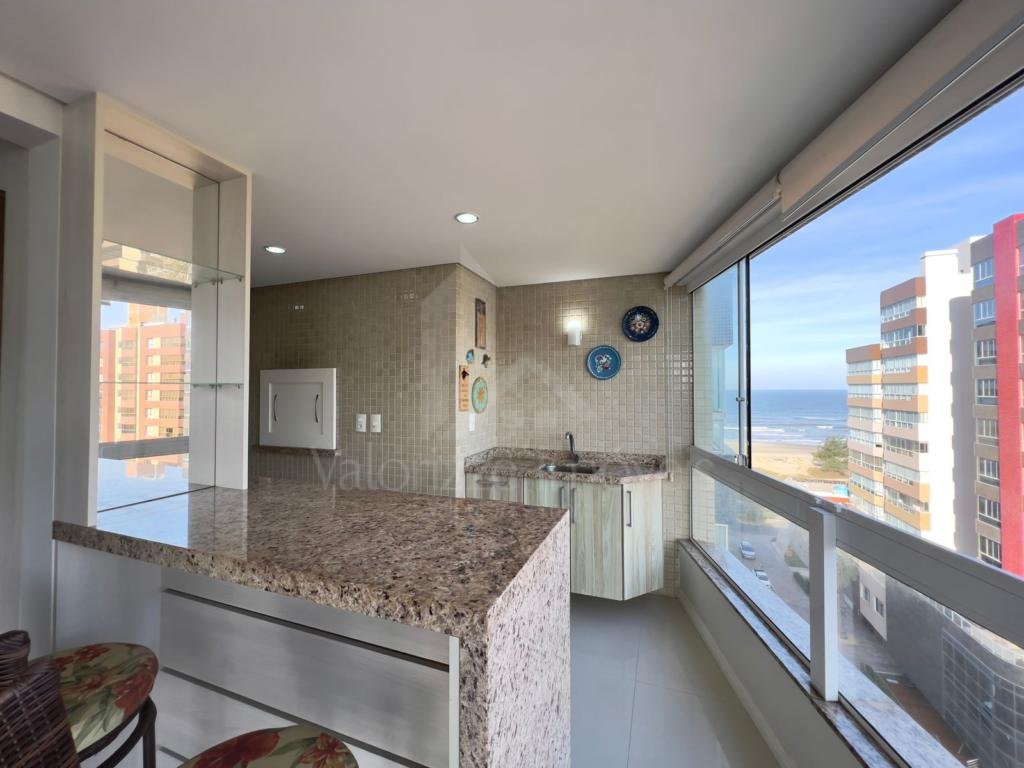 Apartamento 3 Dormitórios