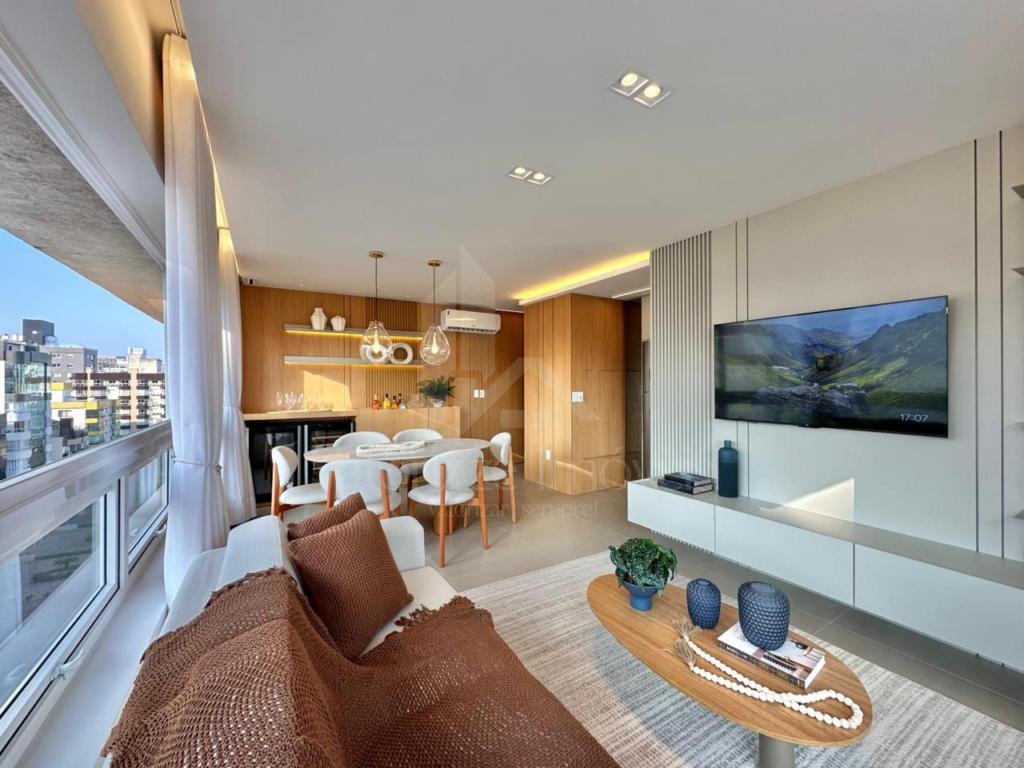 Apartamento 3 Dormitórios