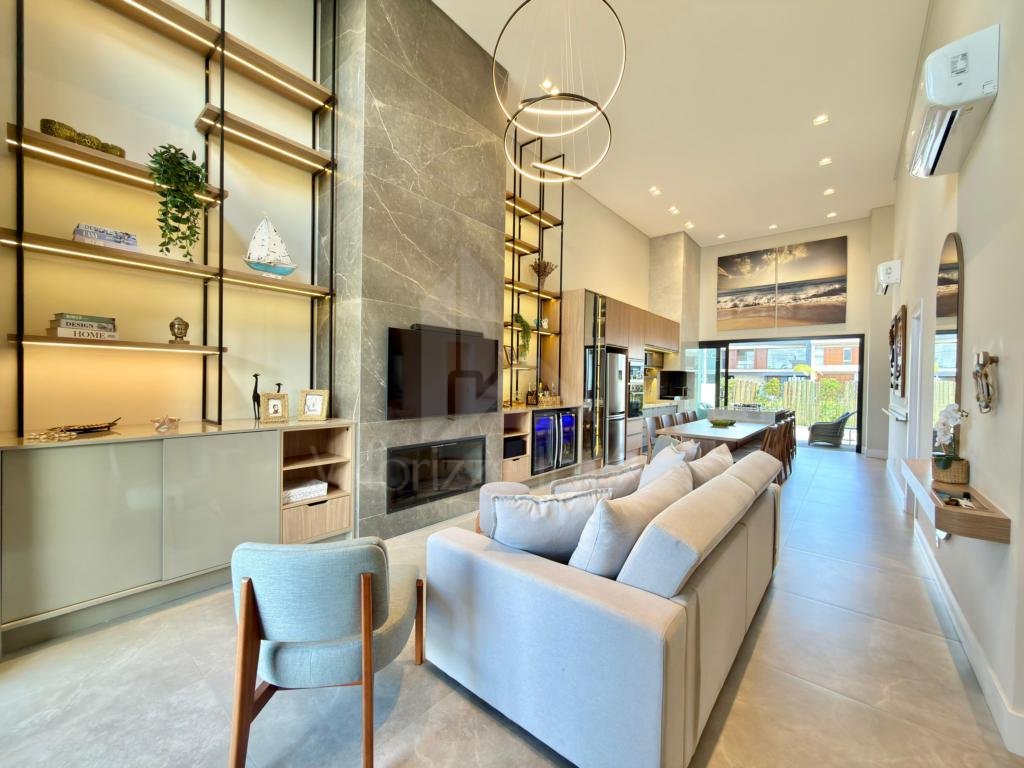 Casa em Condominio 4 dormitorios